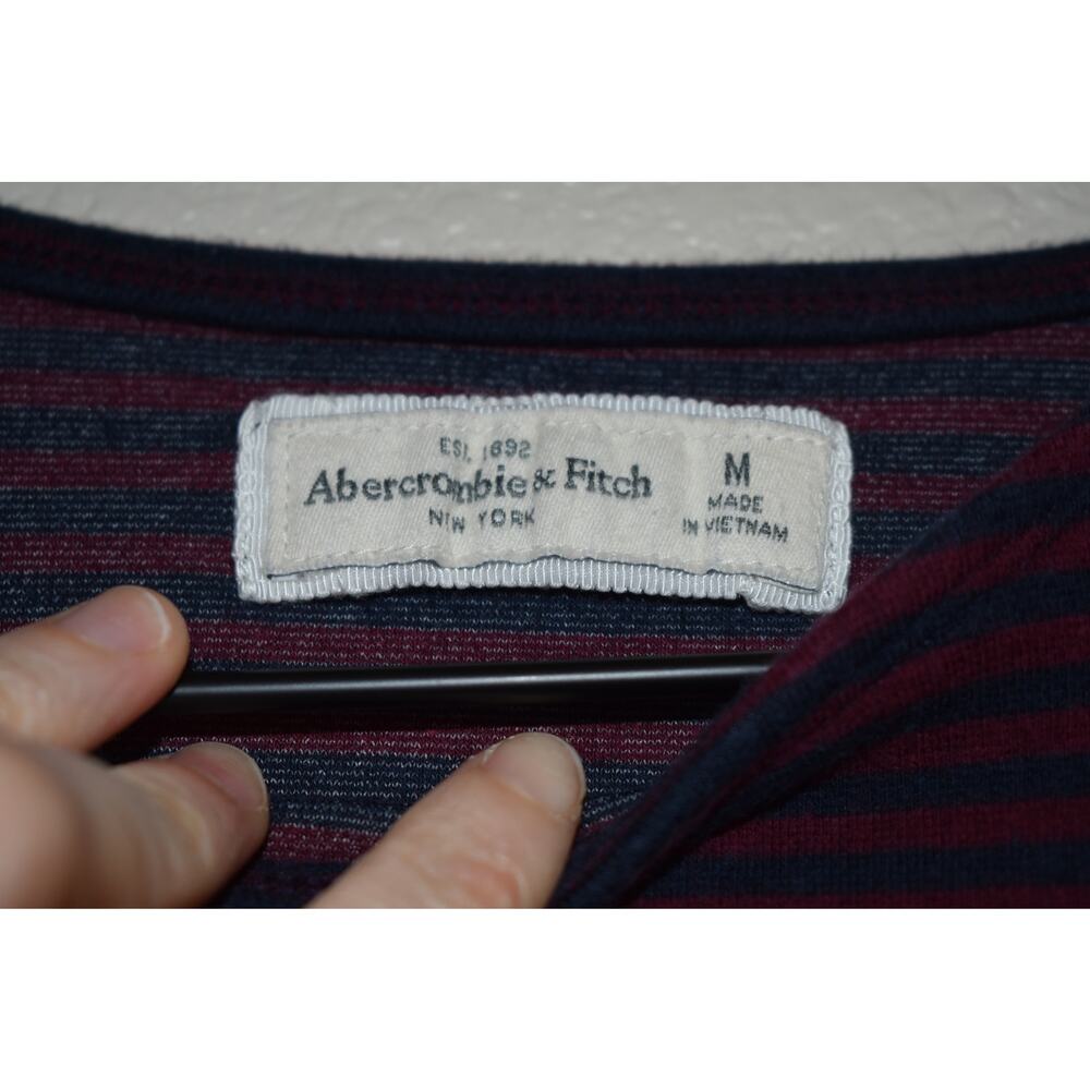Abercrombie & Fitch Blue/Red Striped Long Sleeve Size M - Picture 3 of 3